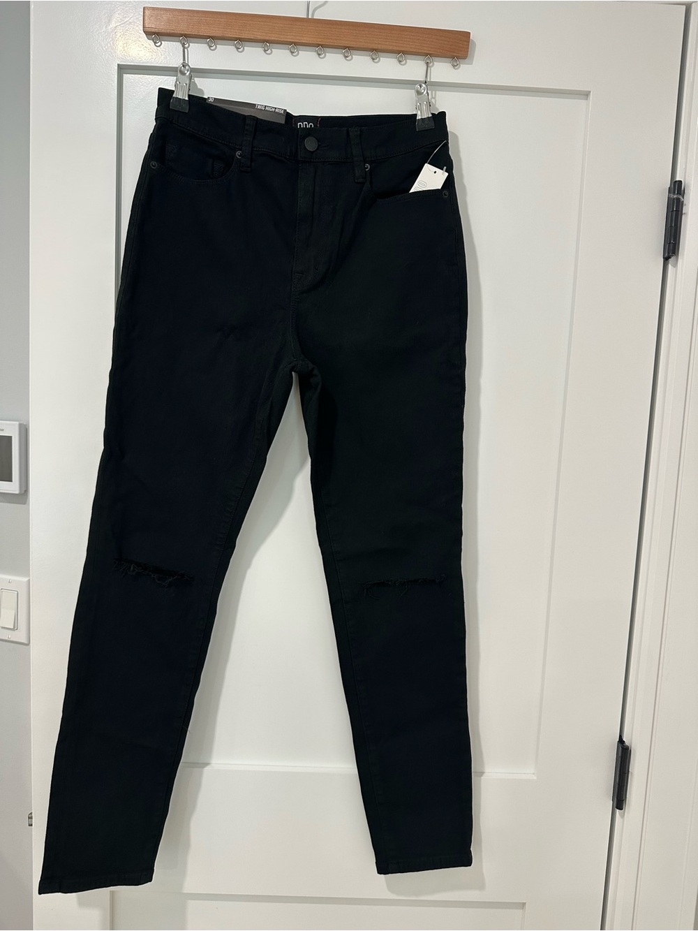 BDG Black twig high rise pant distressed knee